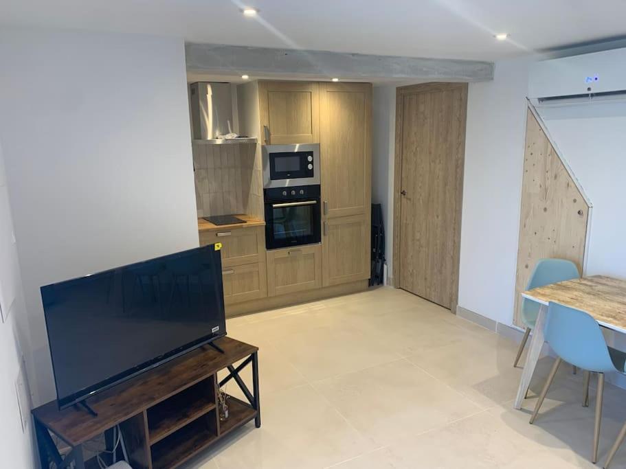 Maison De Vacances Toute Equipee A 5Mn Du Pont-Du-Gard Au Coeur De Sernhac 외부 사진